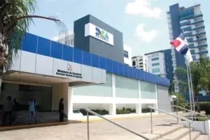 Aduanas incauta contrabando de celulares en plaza comercial de SDE