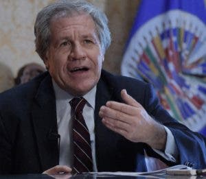 Almagro envía abrazo a “presos políticos” liberados en Venezuela