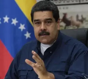 Nicolás Maduro a opositores: «No se vuelvan locos» tras plebiscito