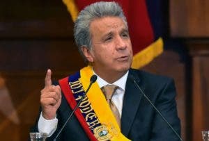 Lenín Moreno llega a Presidencia de Ecuador y se va Rafael Correa