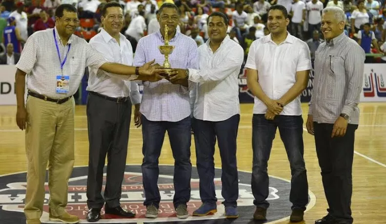 Abadina premia a los más destacados en la serie regular del Torneo de Baloncesto