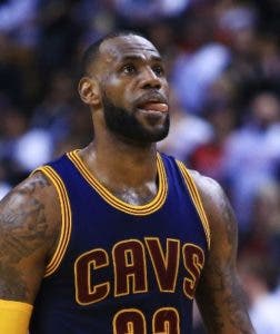 Cavs barre a Raptors; pasa a finales del Este