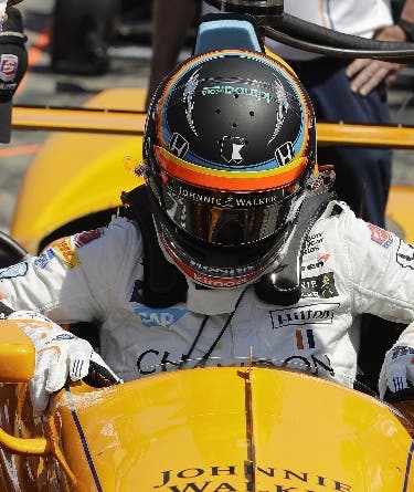 Fernando Alonso inicia bien las prácticas en Indianápolis