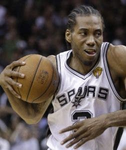 Leonard en dudas por Spurs para el juego 3