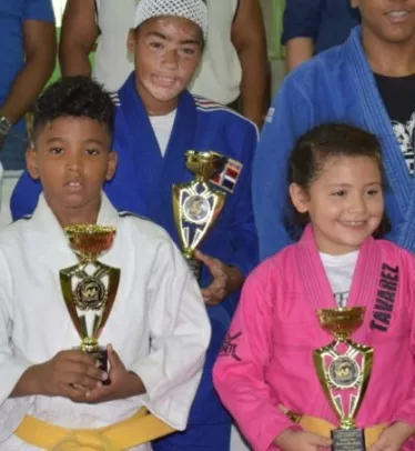 Naco gana torneo de judo Clubes DN