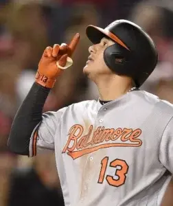 Dominicano Manny Machado recibe premio de Jugador del Mes en la Liga Americana