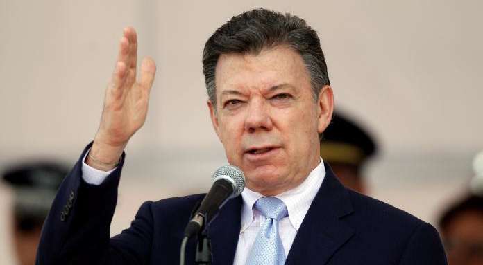 Juan Manuel Santos firma decreto que crea el Consejo Nacional de paz y reconciliación