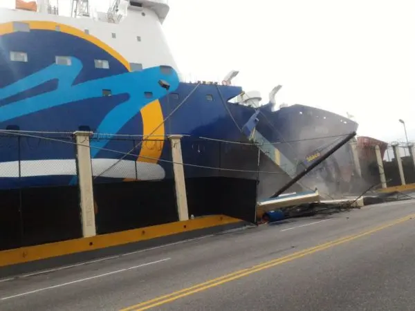 Ferry reanudará servicio en junio tras reparación por choque en Santo Domingo