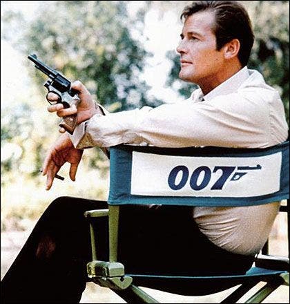 Muere Roger Moore, el actor de James Bond y “The Saint»