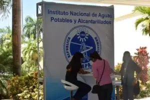 UASD inaugura feria de empleos para promover jóvenes emprendedores