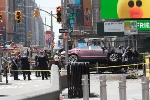 Un muerto y trece heridos por atropello múltiple en Times Square