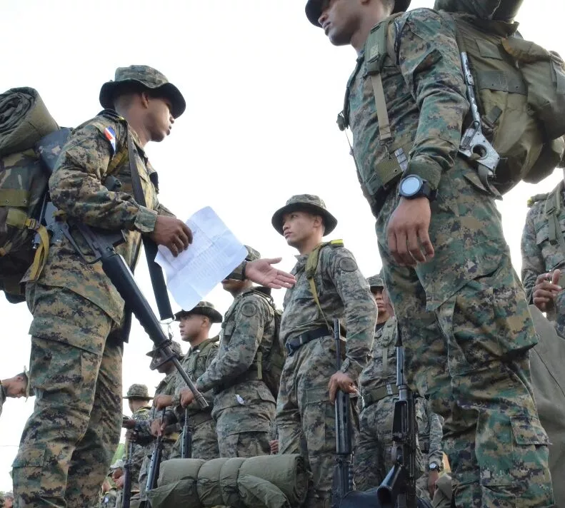 Ejército envía cientos de soldados a zona fronteriza