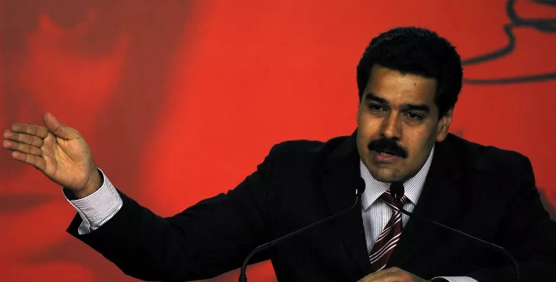 VENEZUELA-MADURO-NEWSPAPERS-REPLY