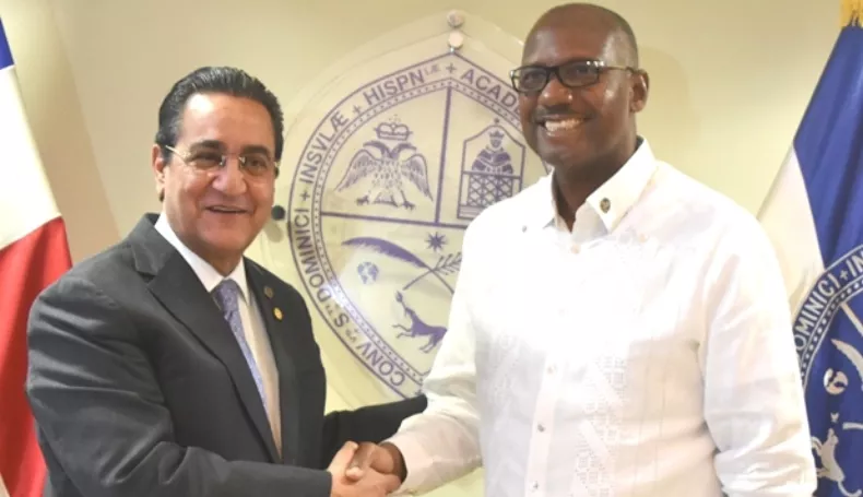 Alcalde de Santo Domingo Este apoya extensión de la UASD