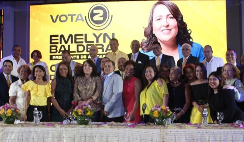 Emelyn presenta plan de trabajo