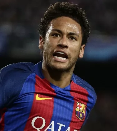 Neymar supera a Messi y a Ronaldo