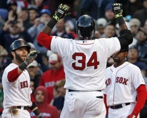 Boston honra a David Ortiz con calle y retiro de número