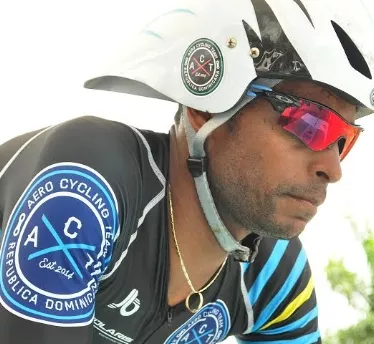 Augusto Sánchez se convierte en campeón de prueba de ciclismo