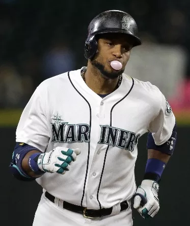 Robinson Canó da jonrón 14; Jean Segura pega 3 hits