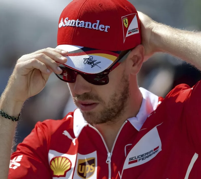 Alemán Sebastian Vettel ostenta una cómoda ventaja sobre contrincantes