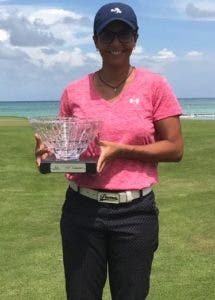 Karina Sánchez revalida título en golf