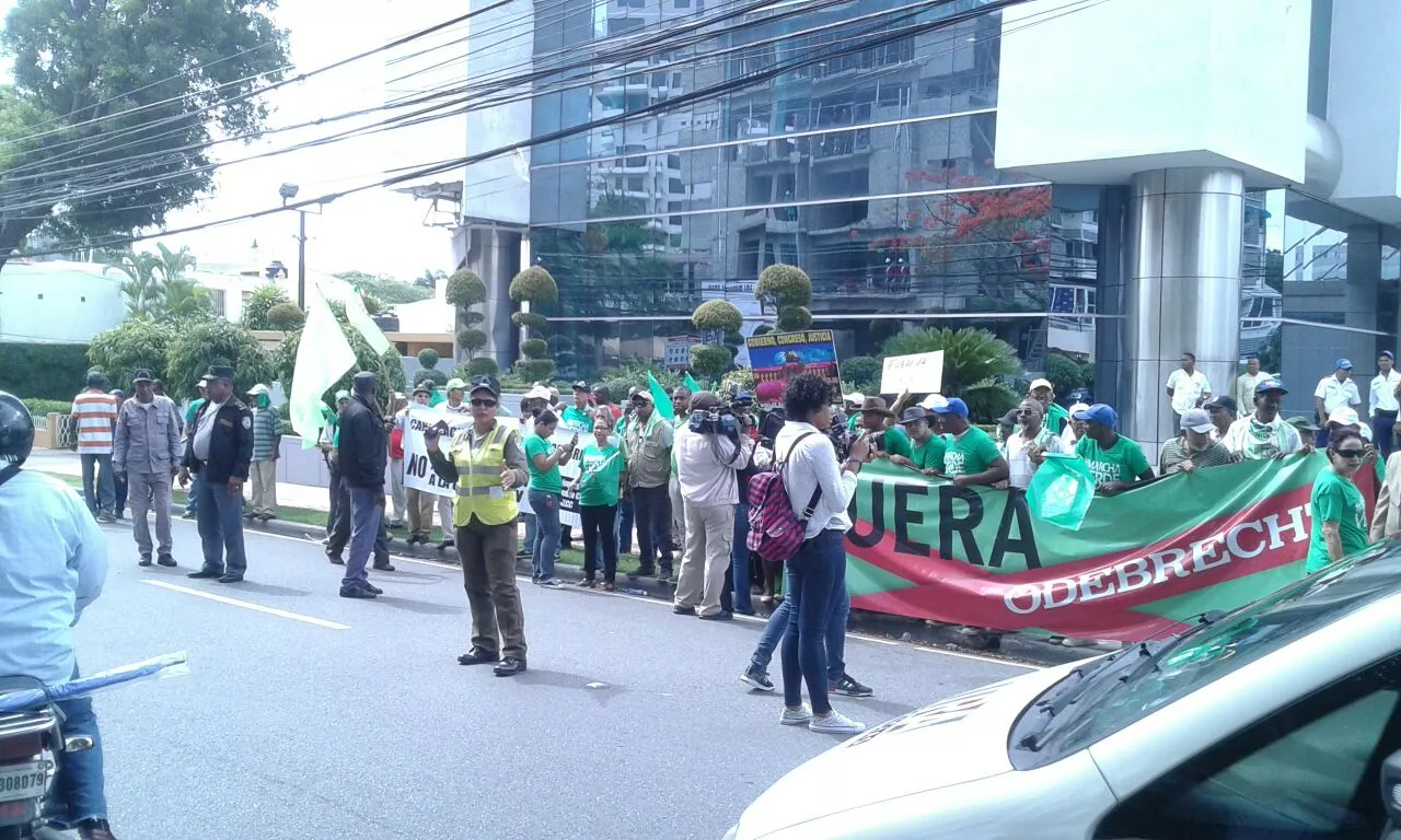 Marcha Verde exige la expulsión inmediata de Odebrecht del país