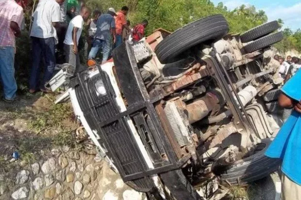 Al menos 12 muertos y 15 heridos en accidente en Haití