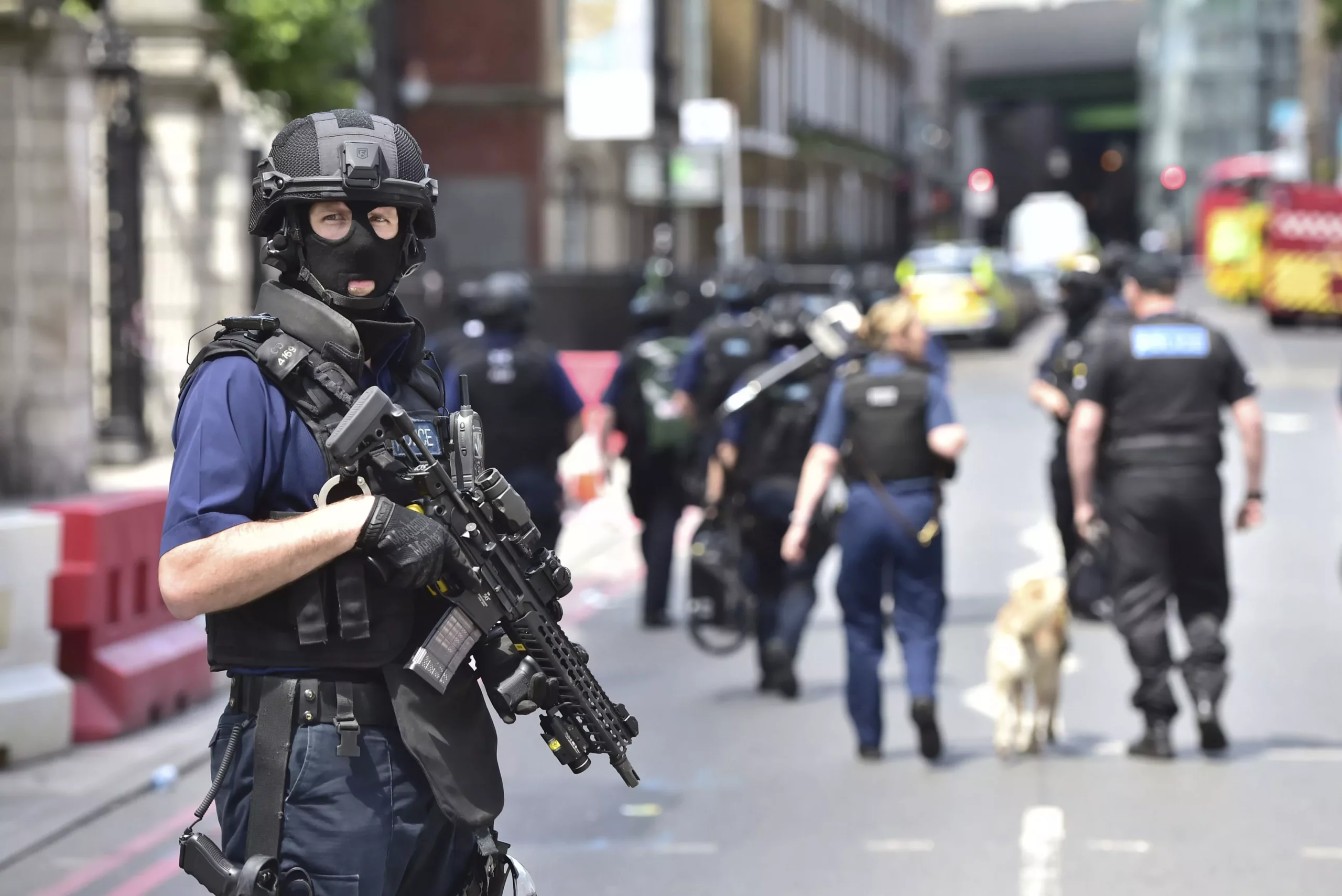 Al menos 7 muertos deja el ataque en Londres; hay 12 personas detenidas