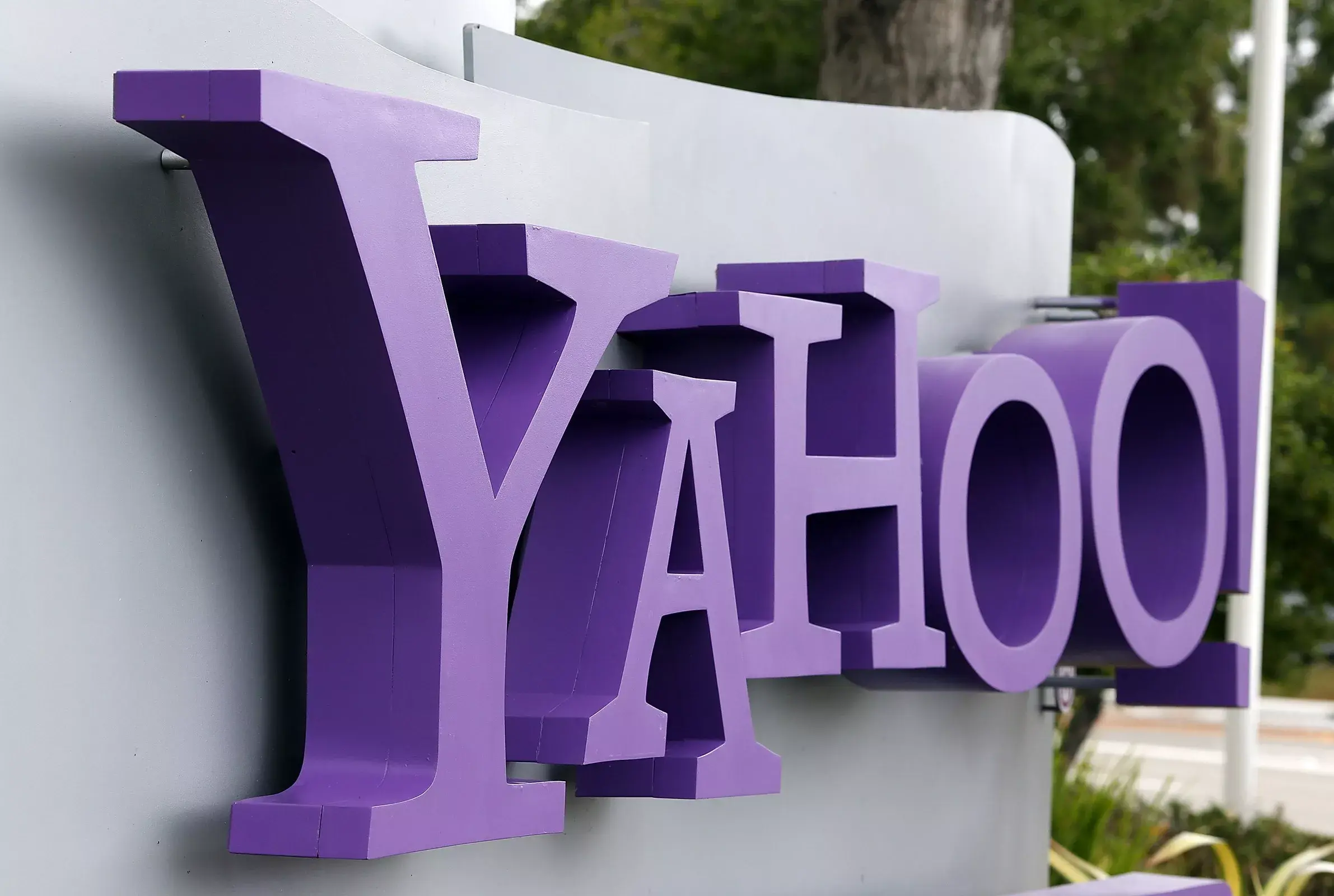 Los accionistas de Yahoo aprueban la fusión con Verizon