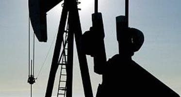 El petróleo de Texas sube un 0,78 % hasta 57,04 dólares el barril