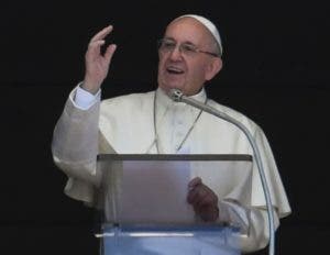 El papa pide «moderación» tras la violencia en Jerusalén