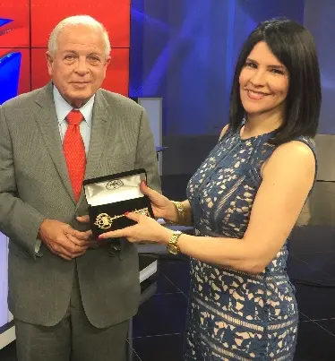Alicia Ortega y Fernando Hasbún reciben llave de la ciudad Miami