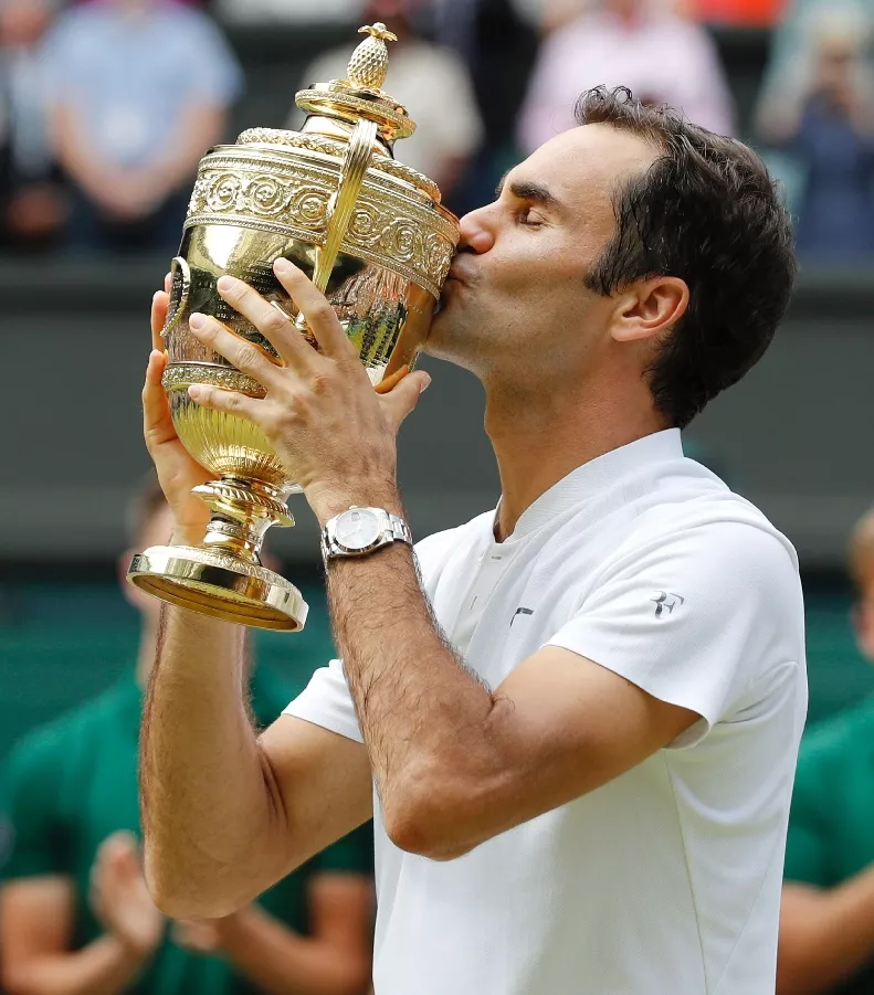 Federer es ahora el ‘rey’ de Wimbledon