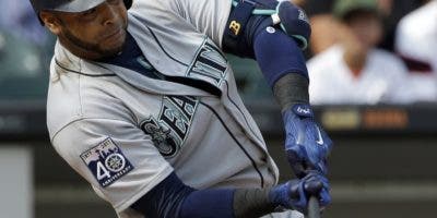 Nelson Cruz pega jonrón;  Bautista también la botó