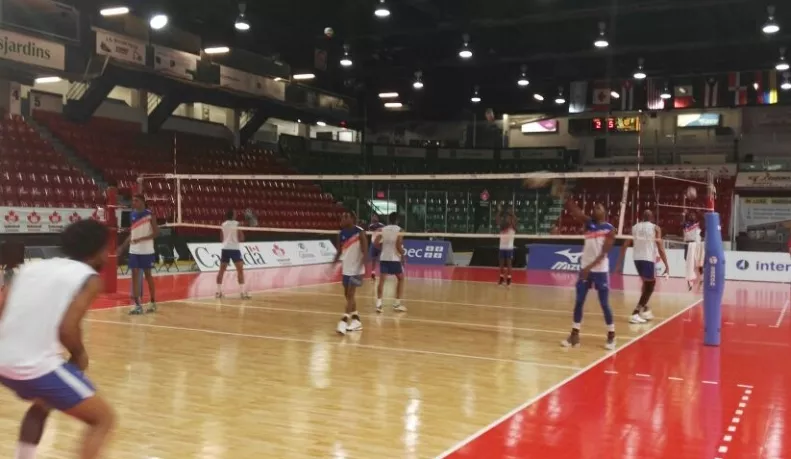 República Dominicana contra Cuba en Panam Voleibol