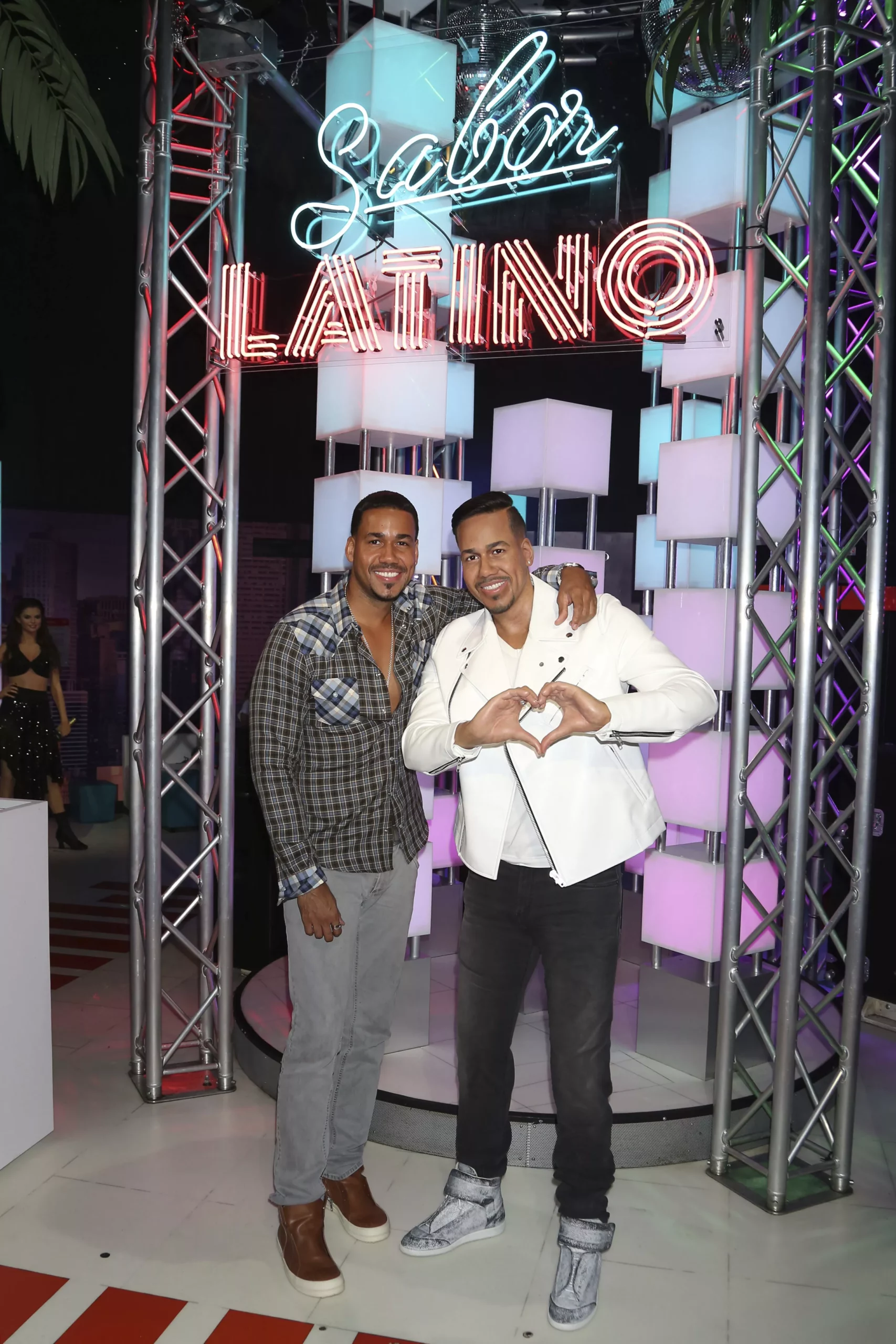 Romeo Santos devela su figura de cera en Madame Tussauds NY