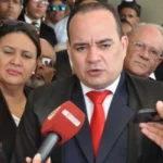 Colegio de Abogados deposita recurso de inconstitucional en contra de TSE