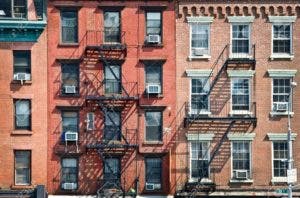 Dominicanos en Nueva York pegan el grito al cielo por alza renta de apartamentos