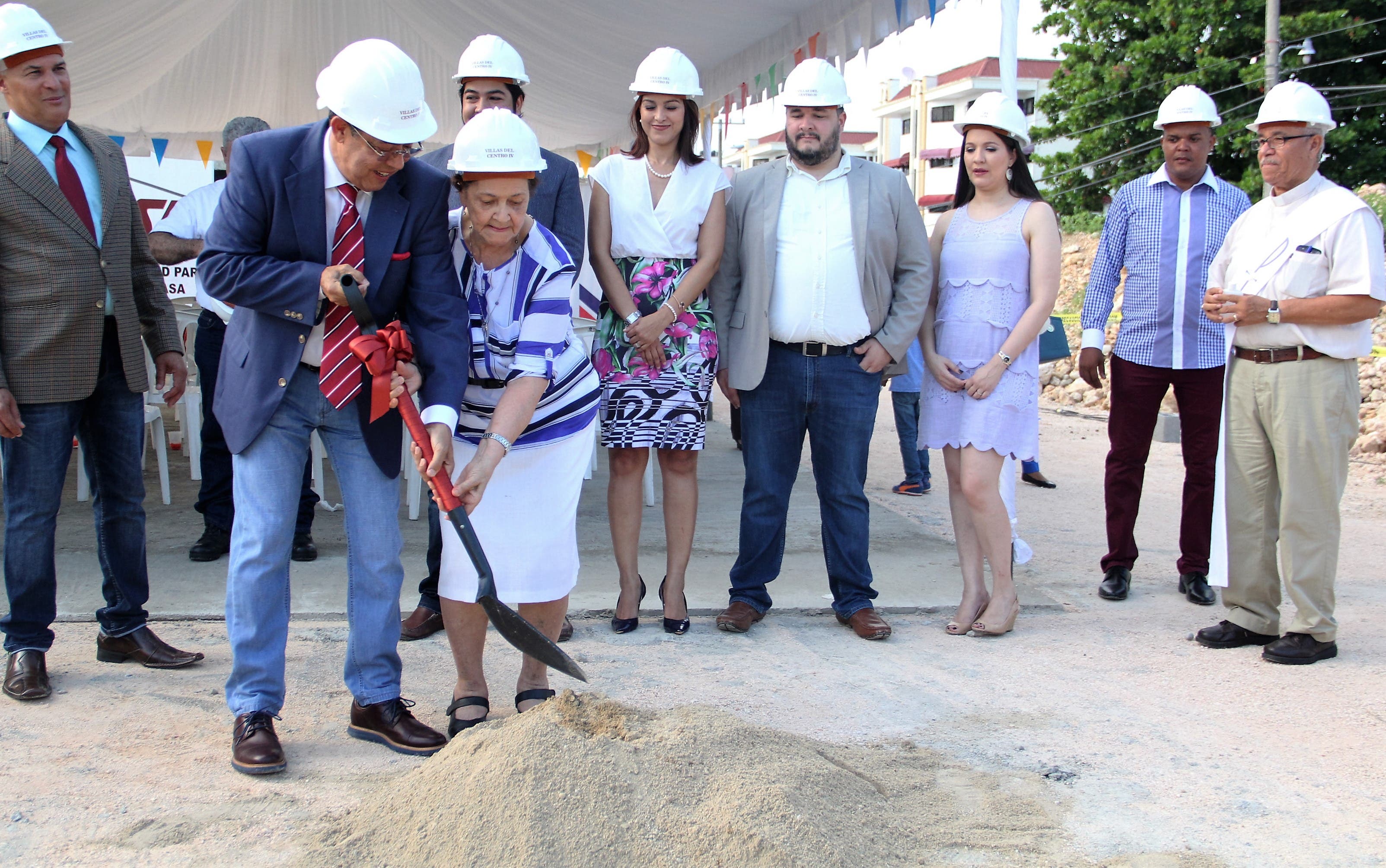 Inician construcción de 100 apartamentos cerca del parque Mirador Sur