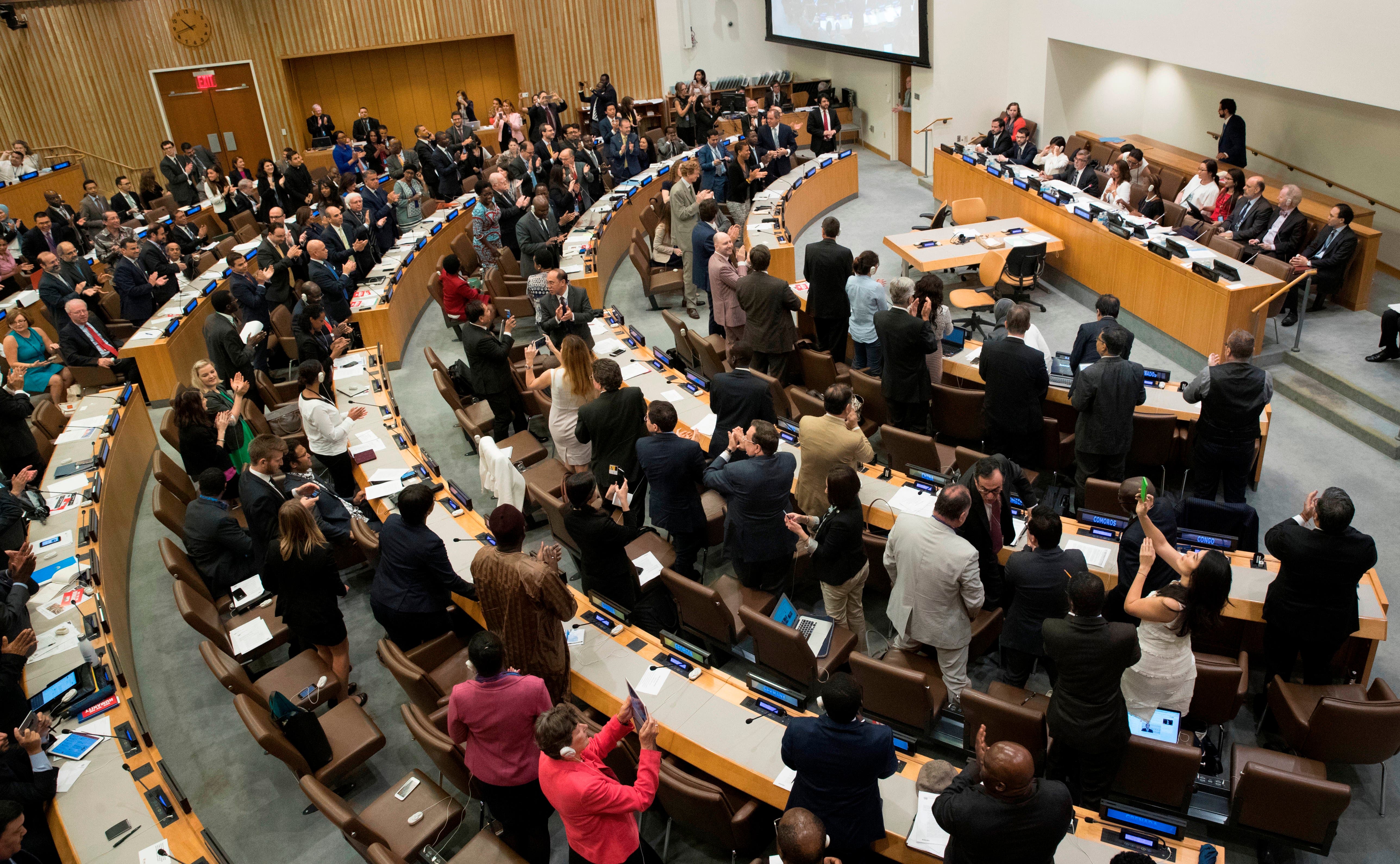 ONU: Más de 120 países votan prohibir las armas nucleares