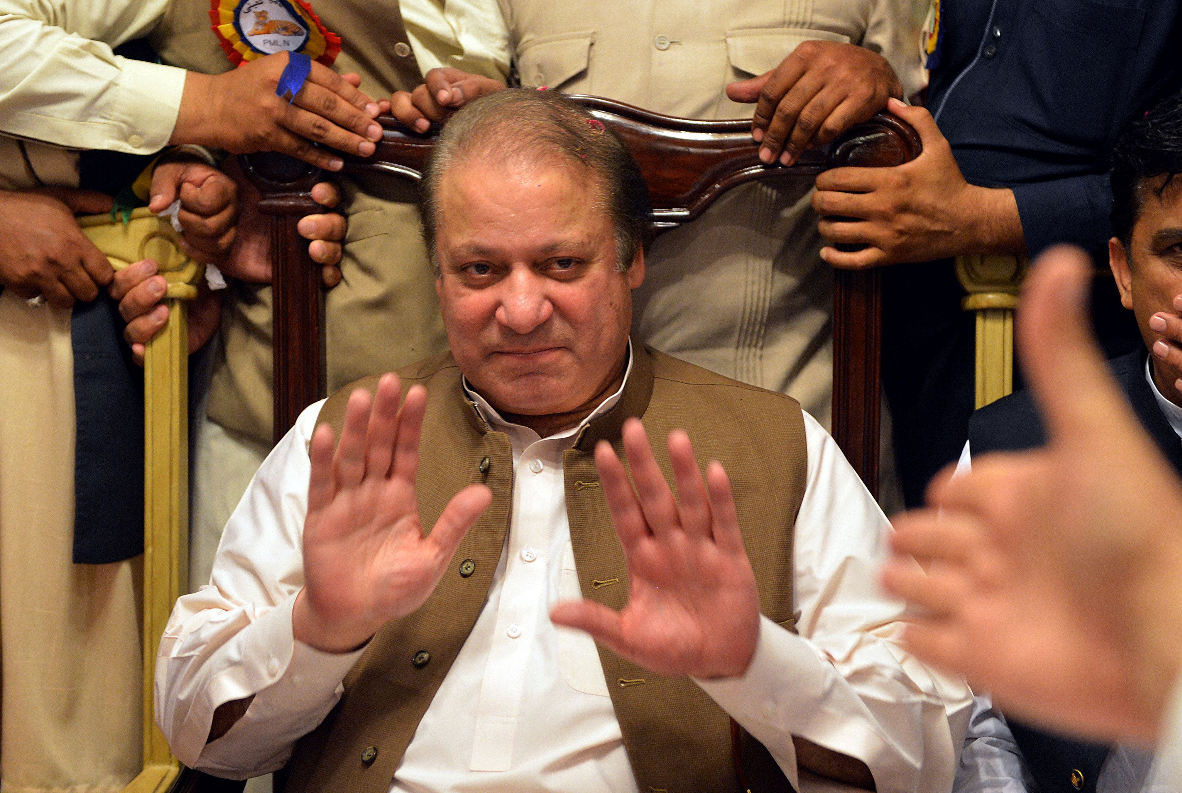 Suprema Corte de Pakistán inhabilita al primer ministro por un caso de corrupción