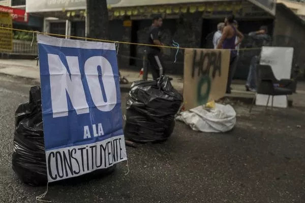 Venezolanos opositores inician huelga de 48 horas contra Constituyente de Maduro