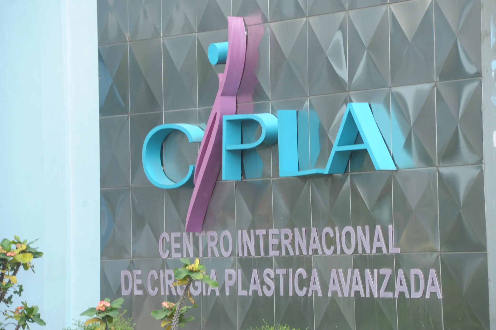 Salud Pública clausura la clínica de cirugía plástica Cipla