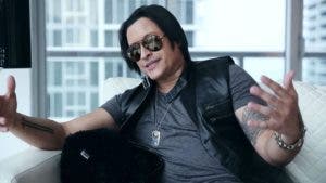 Elvis Crespo habla de su disco Diomedizao, una mezcla de merengue con vallenato