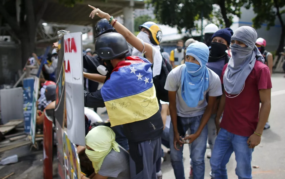 Oposición venezolana vuelve a presionar con paro de 48 horas