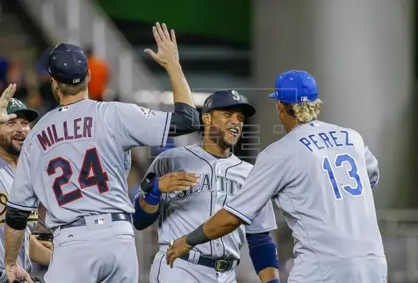 Pérez y Canó lucen bates de poder; Sandoval regresa con los Gigantes