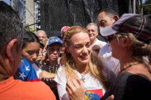 Venezuela: Imputan a Tintori por los 200 millones de bolívares hallados en su auto