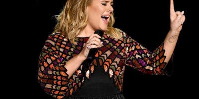Adele cancela últimos conciertos de gira mundial por problemas con su voz