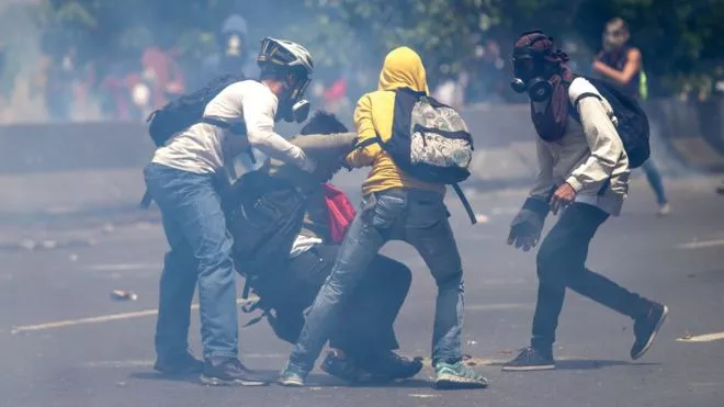 Mueren otras 2 personas por disparos durante protestas en oeste de Venezuela