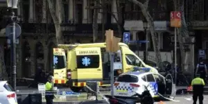 Un sospechoso atrincherado en un bar después de atropello en Barcelona